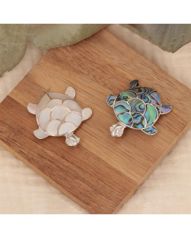 Pendentif tortue en nacre