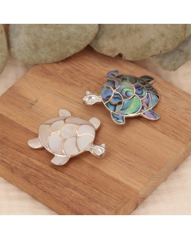 Pendentif tortue en nacre et argent