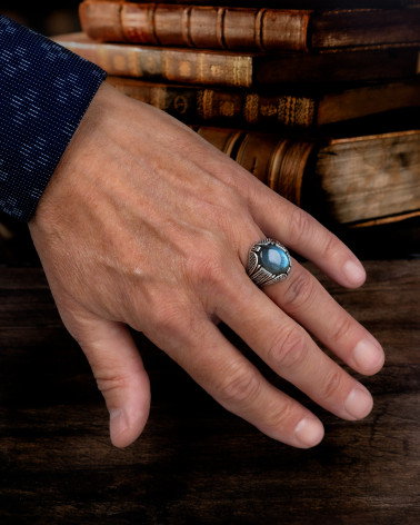 Anillo de labradorita en plata de ley