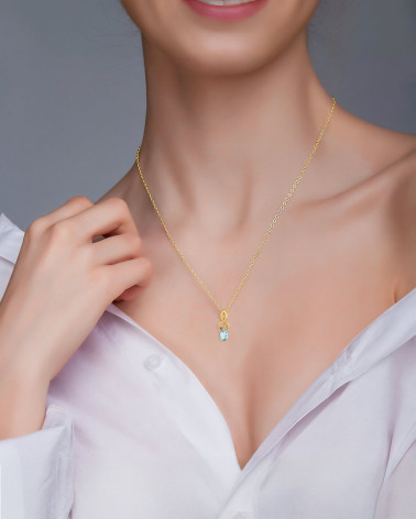 14K Gold Aquamarine Necklace Pendant Gold Chain included