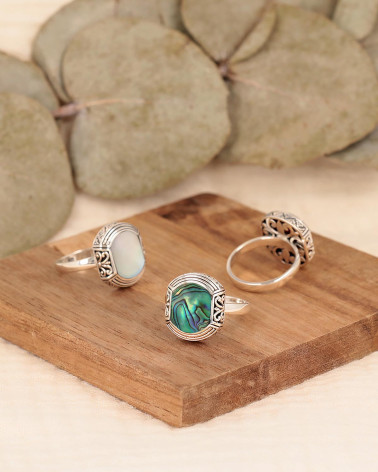 Bague ethnique nacre abalone sertie argent 925