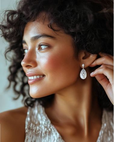 White mother-of-pearl ethnic earrings set in 925 silver