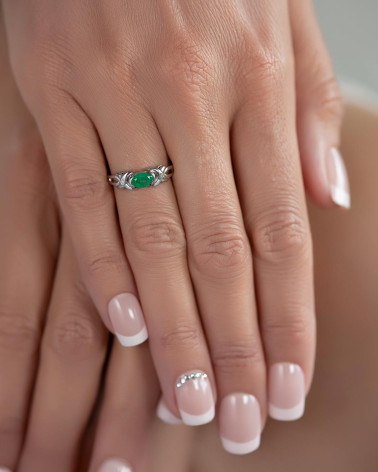 Bague pierre précieuse Emeraude avec diamants