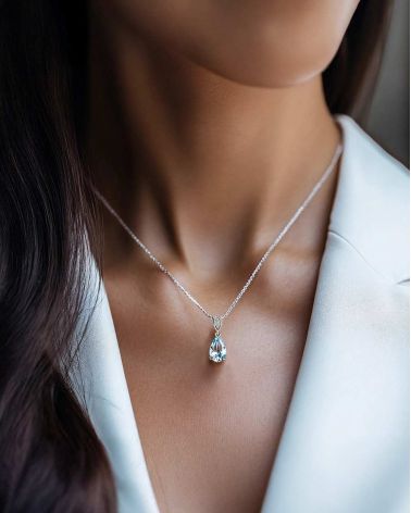 copy ofOrecchini in Argento 925 con Topazio Azzurro Cielo e Diamanti - VIVIENNE