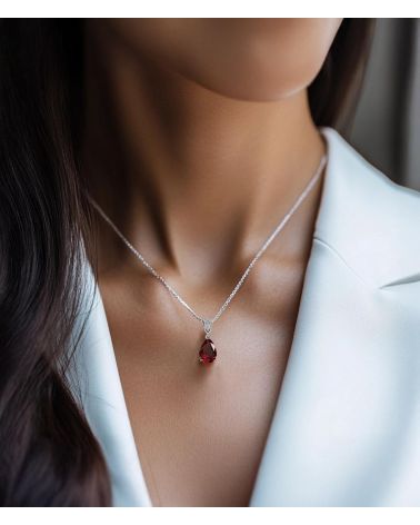 Granatapendent-Halskette in 925er Silber mit Diamanten – VIVIENNE Kollektion – Geburtsstein Januar