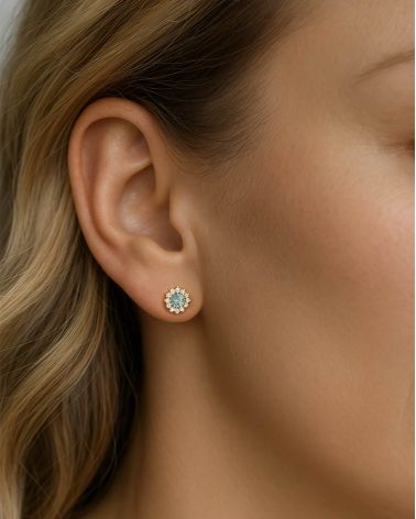 Boucles d'oreille Or Jaune Aigue-Marine et Diamant 2.61grs